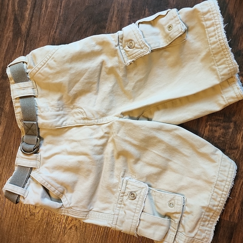 Boys Cargo Shorts with Belt included